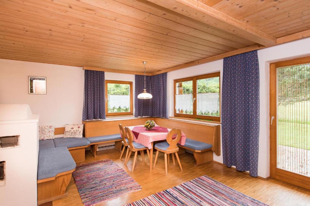 Fotografie z fotogalerie ubytování Haus Barbara v destinaci Bach