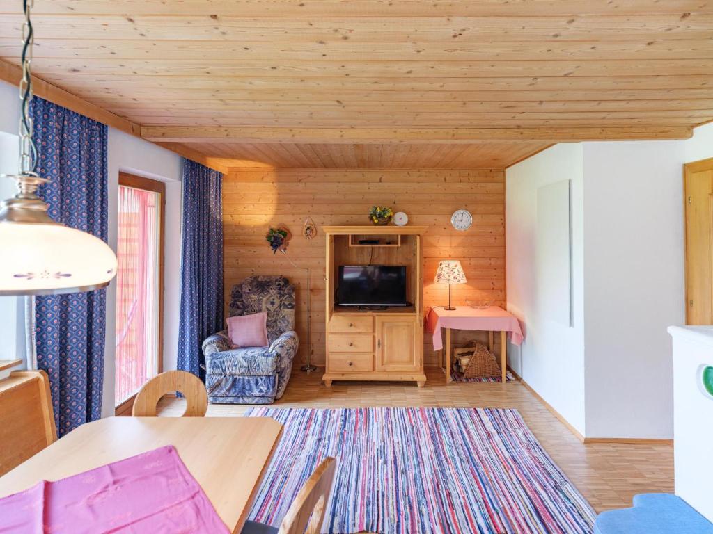 TV a/nebo společenská místnost v ubytování Haus Barbara