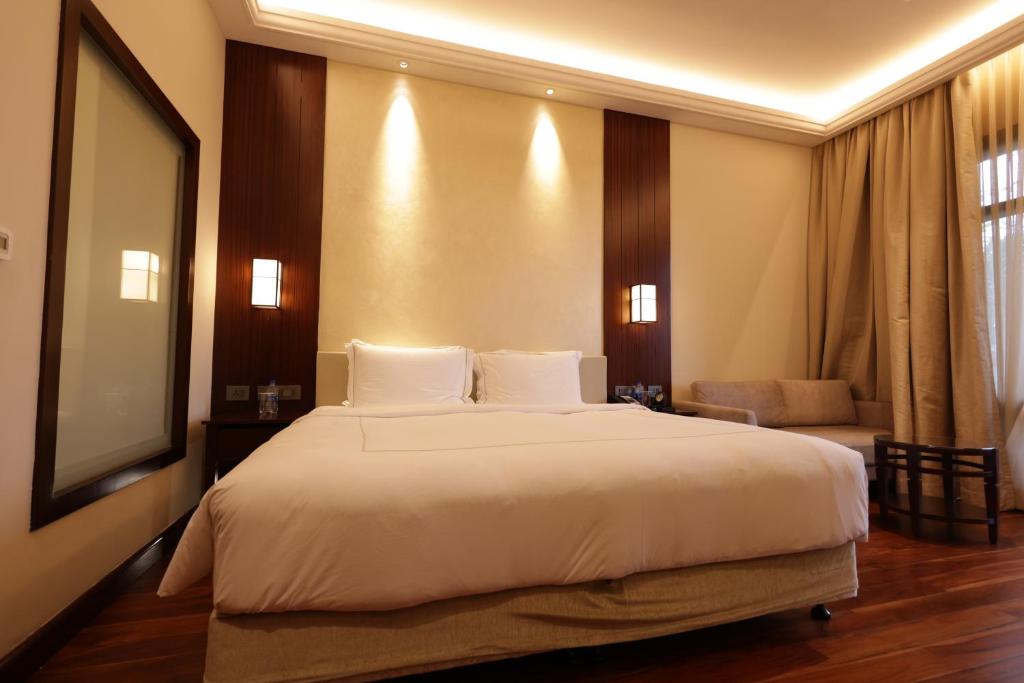 Taj Wayanad Resort & Spa, Kerala - Habitación Superior Rey Cama