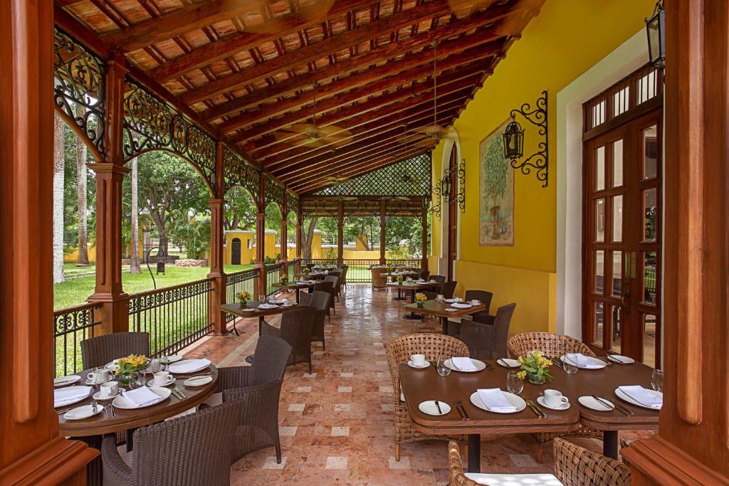 Zahrada ubytování Hacienda Xcanatun, Angsana Heritage Collection