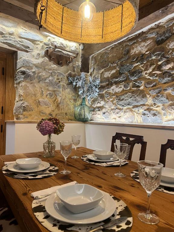 Fotografie z fotogalerie ubytování APARTAMENTOS KERCUS v destinaci Sevares