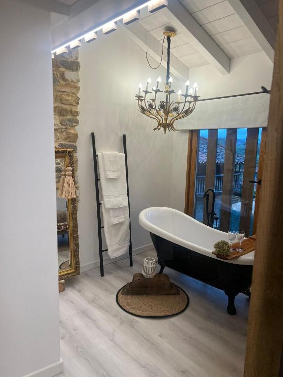 Koupelna v ubytování APARTAMENTOS KERCUS