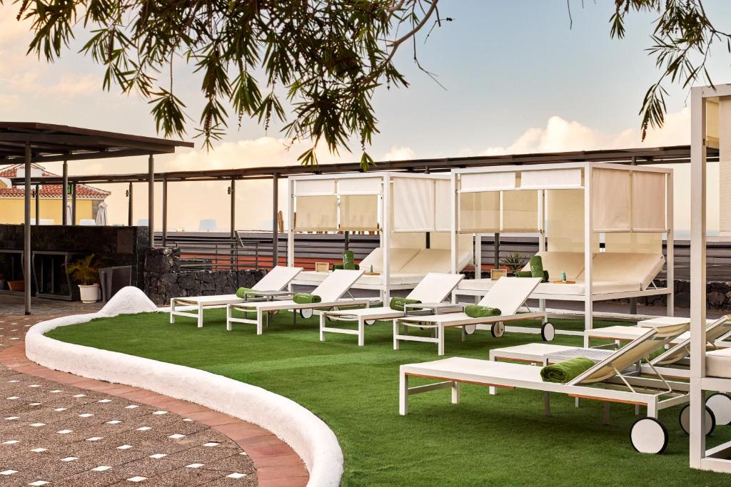 Bazén v ubytovaní Melia Jardines del Teide - Adults Only alebo v jeho blízkosti