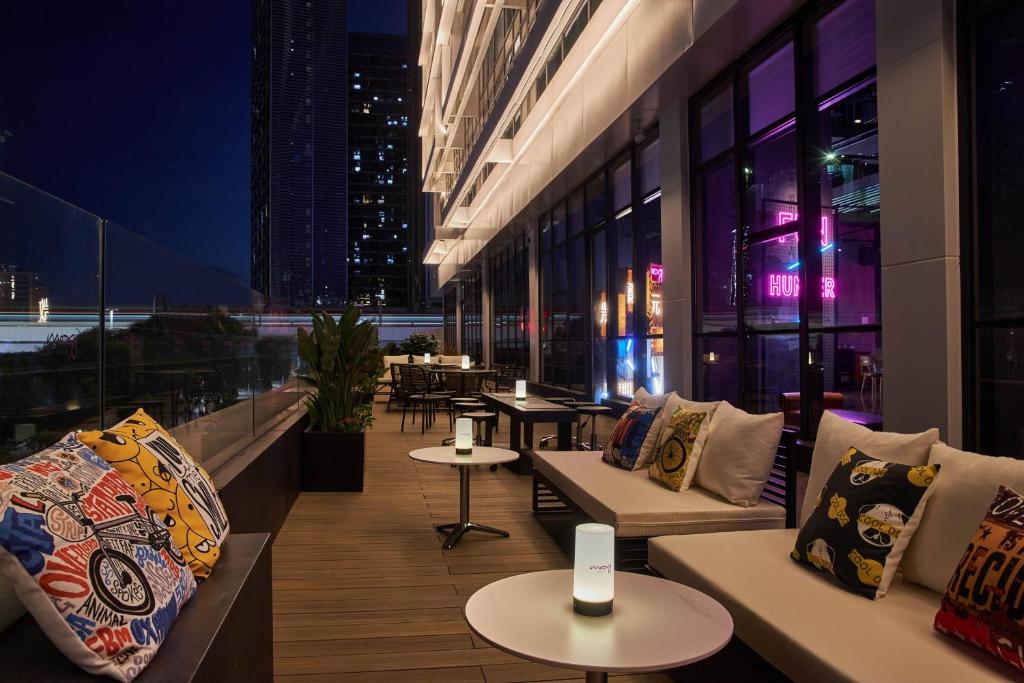 Posezení v ubytování Moxy Shenzhen North Station