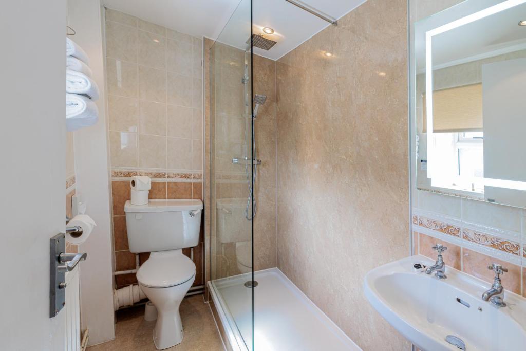 Blacksmiths Arms Inn - Resim 8