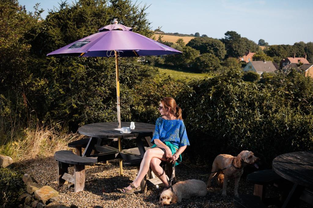 Blacksmiths Arms Inn - Resim 32