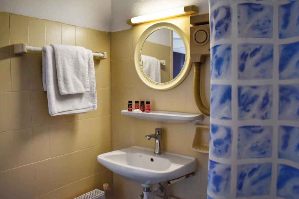 Koupelna v ubytování Hotel Theoxenia
