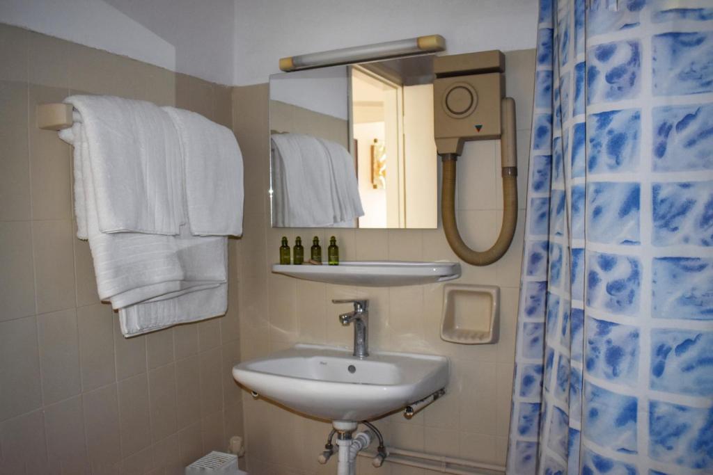Koupelna v ubytování Hotel Theoxenia