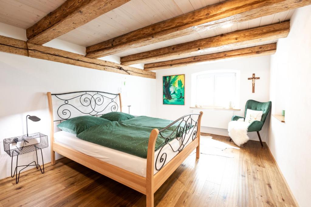 Postel nebo postele na pokoji v ubytování Ferienhof Greuthof