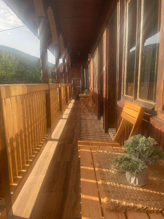 Balkon ili terasa u objektu Temački konaci