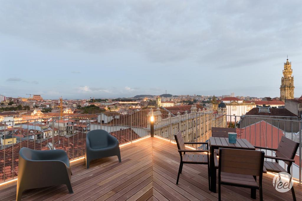 Vista generica su Porto o vista sulla città dall'interno dell'appartamento