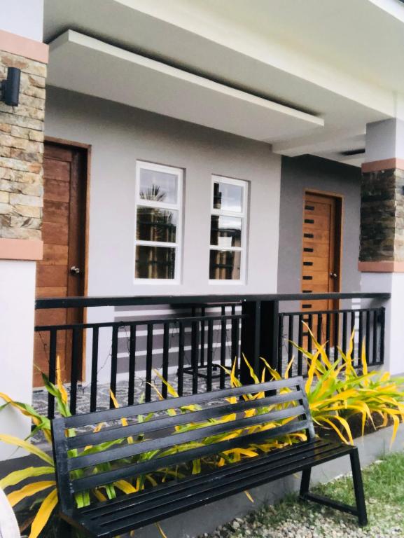 Fotografie z fotogalerie ubytování RICHVILLE LITTLE BORACAY GUEST HOUSE v destinaci Calatagan