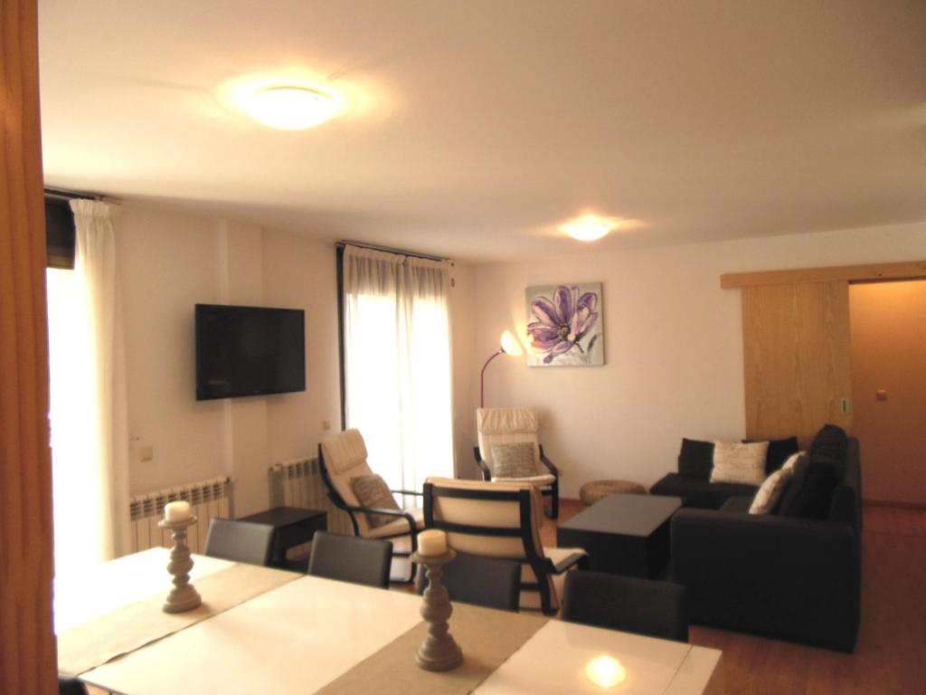 TV a/nebo společenská místnost v ubytování Apartamentos Grifo Vacances Julia