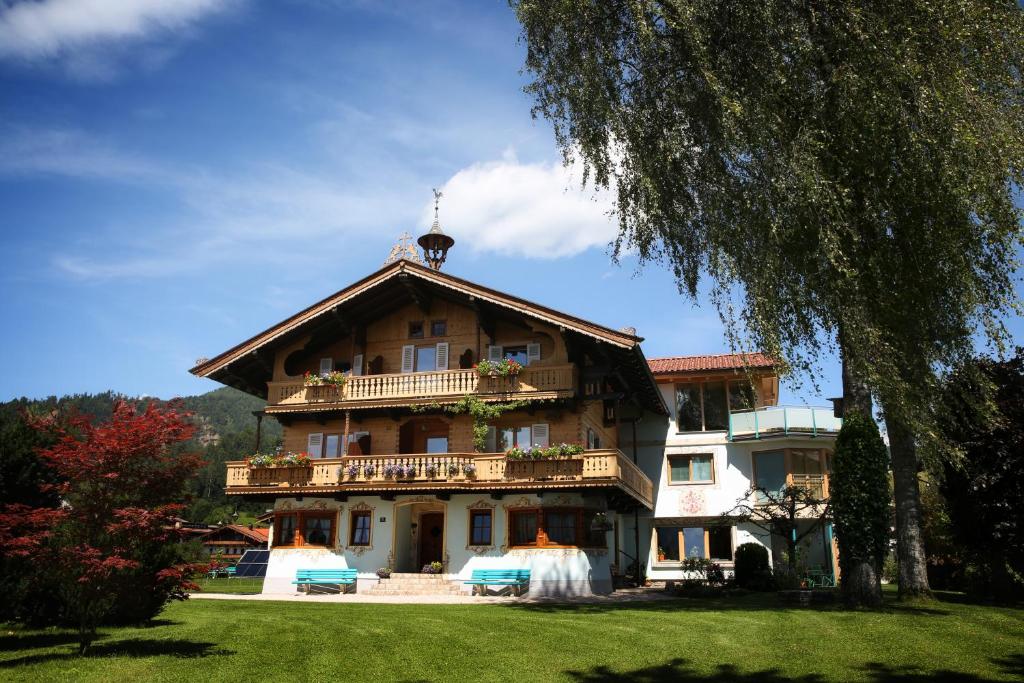Galeriebild der Unterkunft Landhaus Alpengruss in Kössen