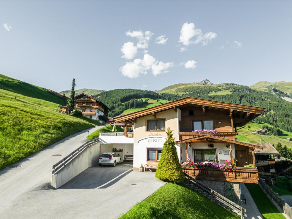 Nespecifikovaný výhled na hory nebo výhled na hory při pohledu z apartmánu