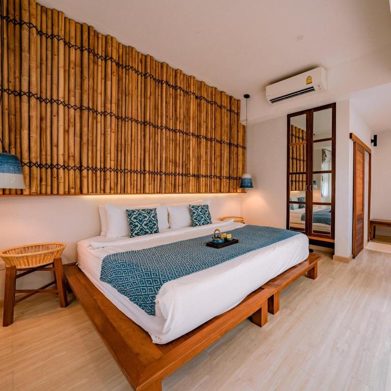 Postel nebo postele na pokoji v ubytování Rest Sea Resort Koh Kood