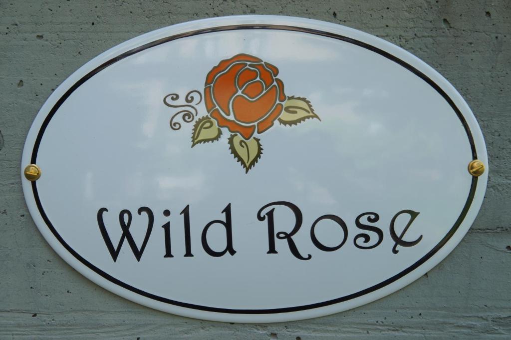 Certifikát, hodnocení, plakát nebo jiný dokument vystavený v ubytování Bed and Breakfast Wildrose