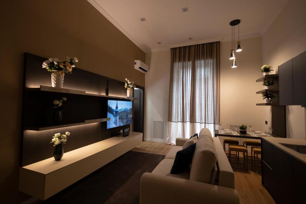 luxury and exclusive Bovio square house