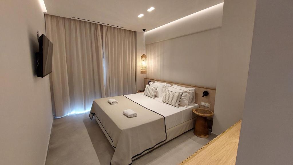 Niriides Palace - Junior Suite Met Privé Mini Jacuzzi Pool
