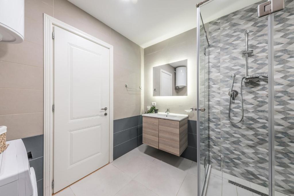 Yellow Mood Brand New Modern Apartment in best area of the city - Image 3