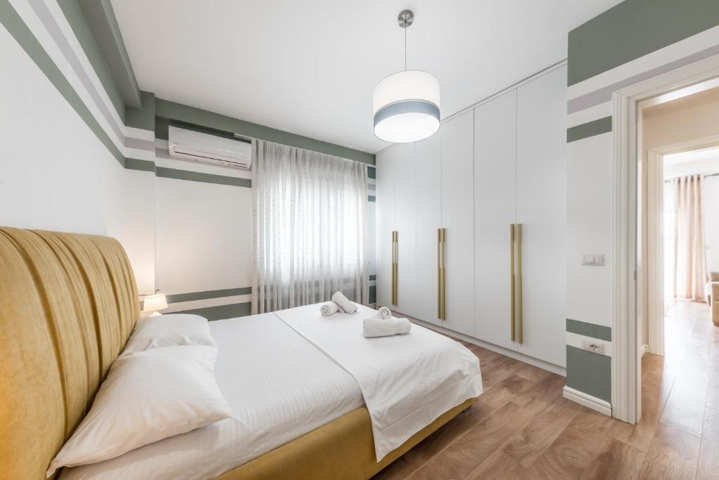 Yellow Mood Brand New Modern Apartment in best area of the city - Image 7
