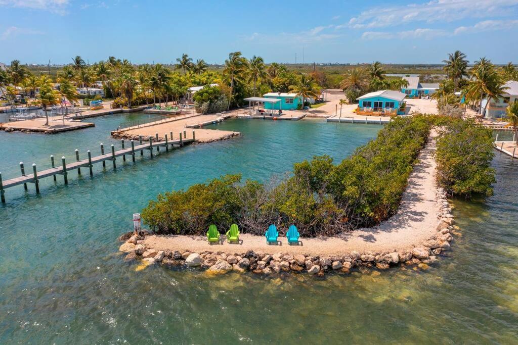 Waterfront Anchor House with Boat Basin & Ramp, Summerland Key (updated