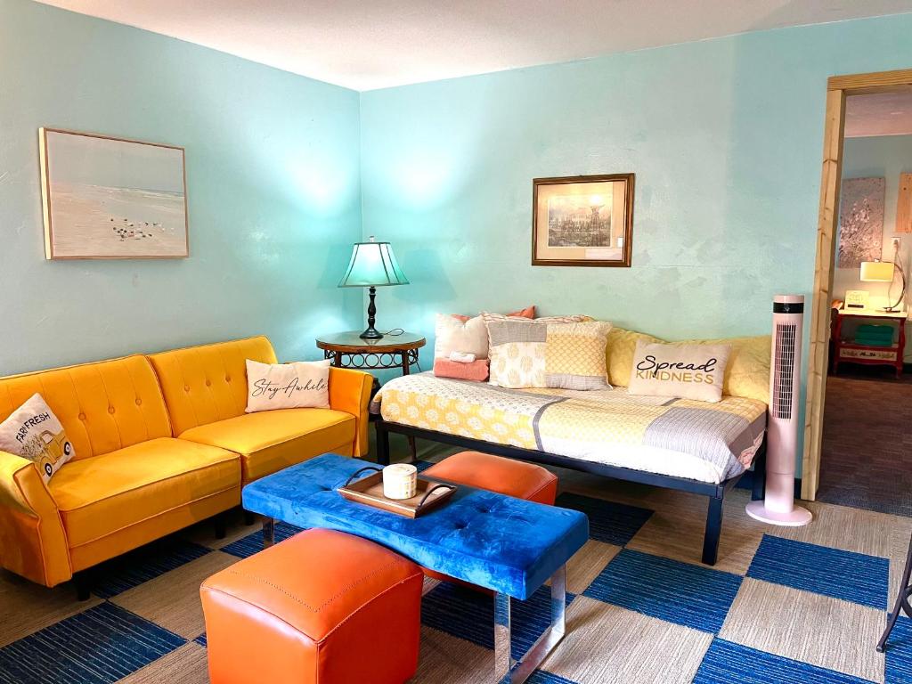 Blue Bell Apartment Hotel - Appartement Met Balkon