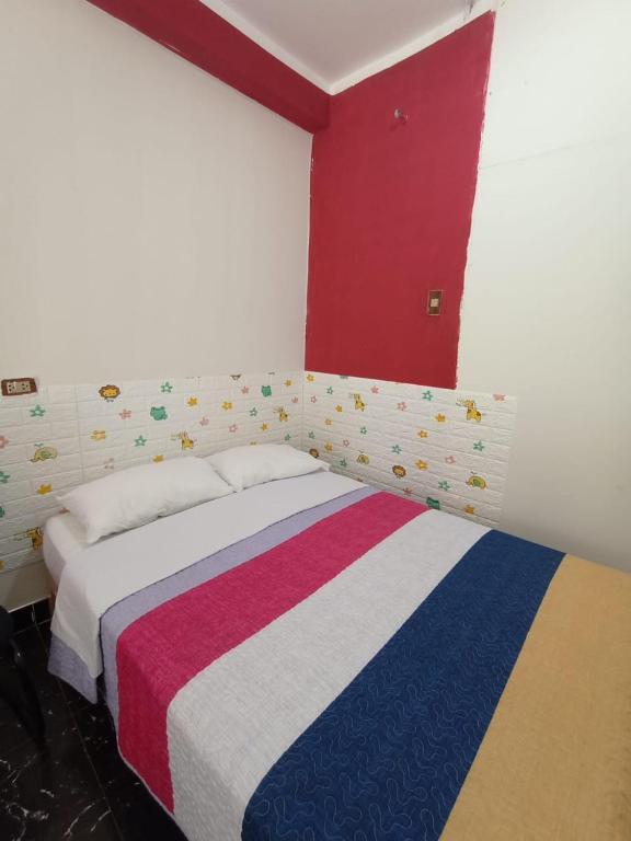 La Esquina de Doña Julia - Large Single Room