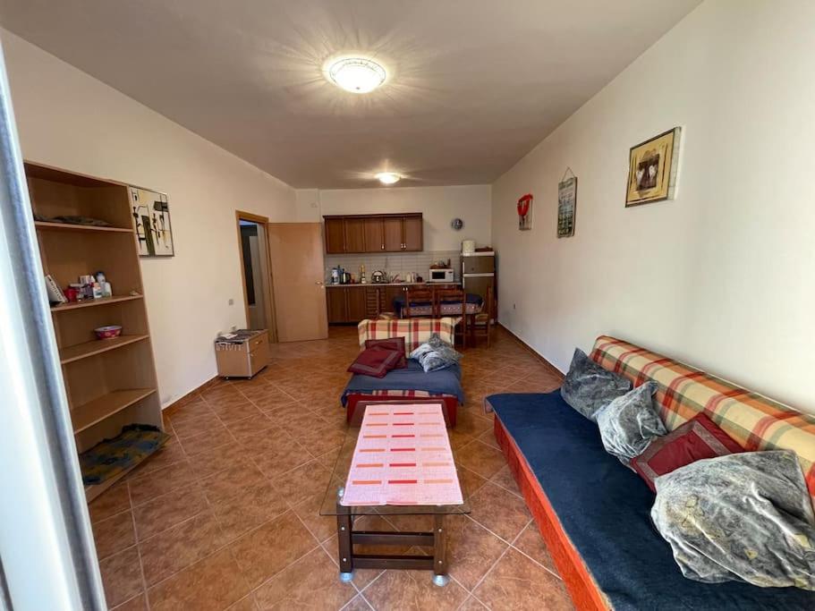 Vlora Apartment, Lungomare - Image 7