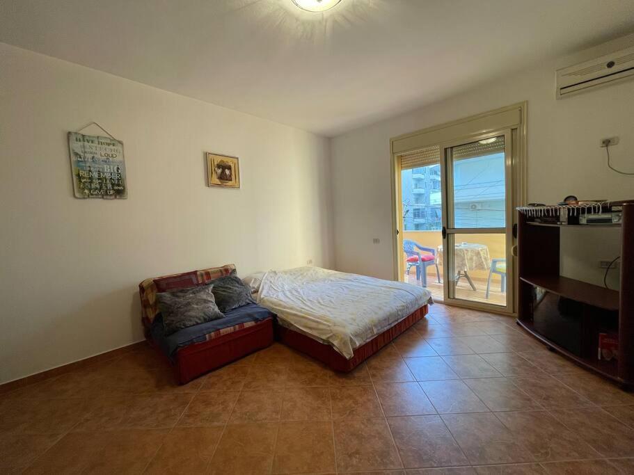 Vlora Apartment, Lungomare - Image 6
