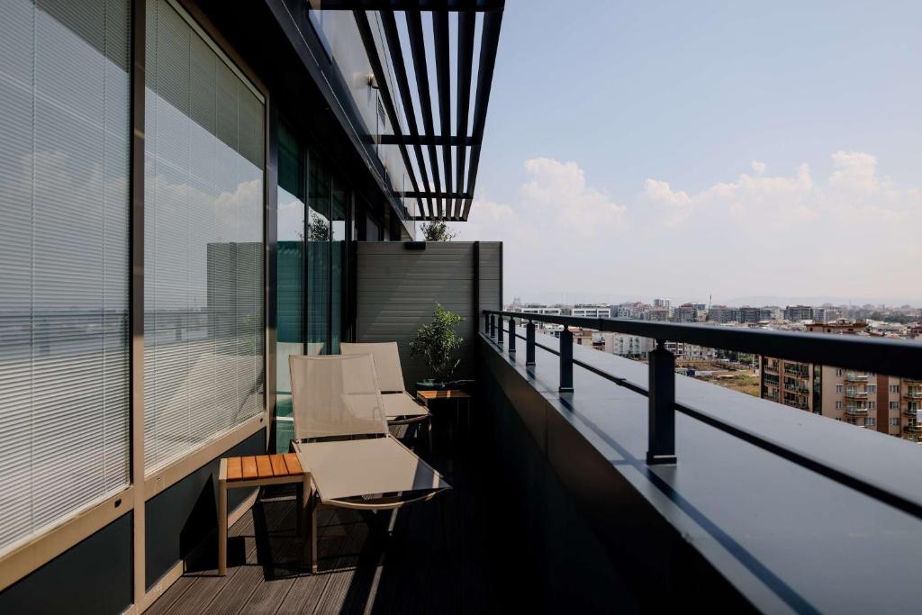Balkón nebo terasa v ubytování Best Western Premier Karsiyaka Convention & Spa Hotel
