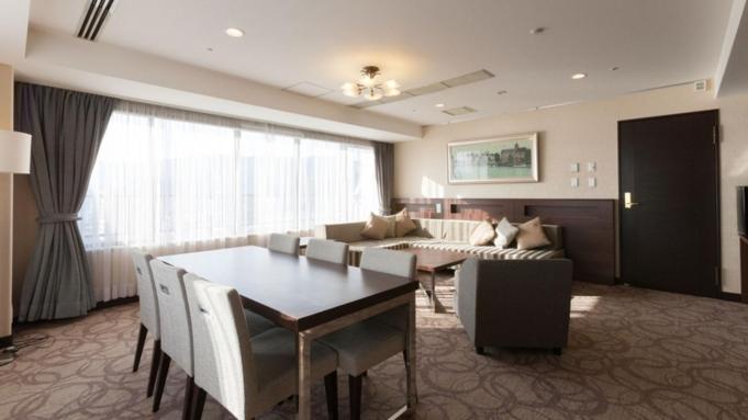TV a/nebo společenská místnost v ubytování Onomichi Kokusai Hotel
