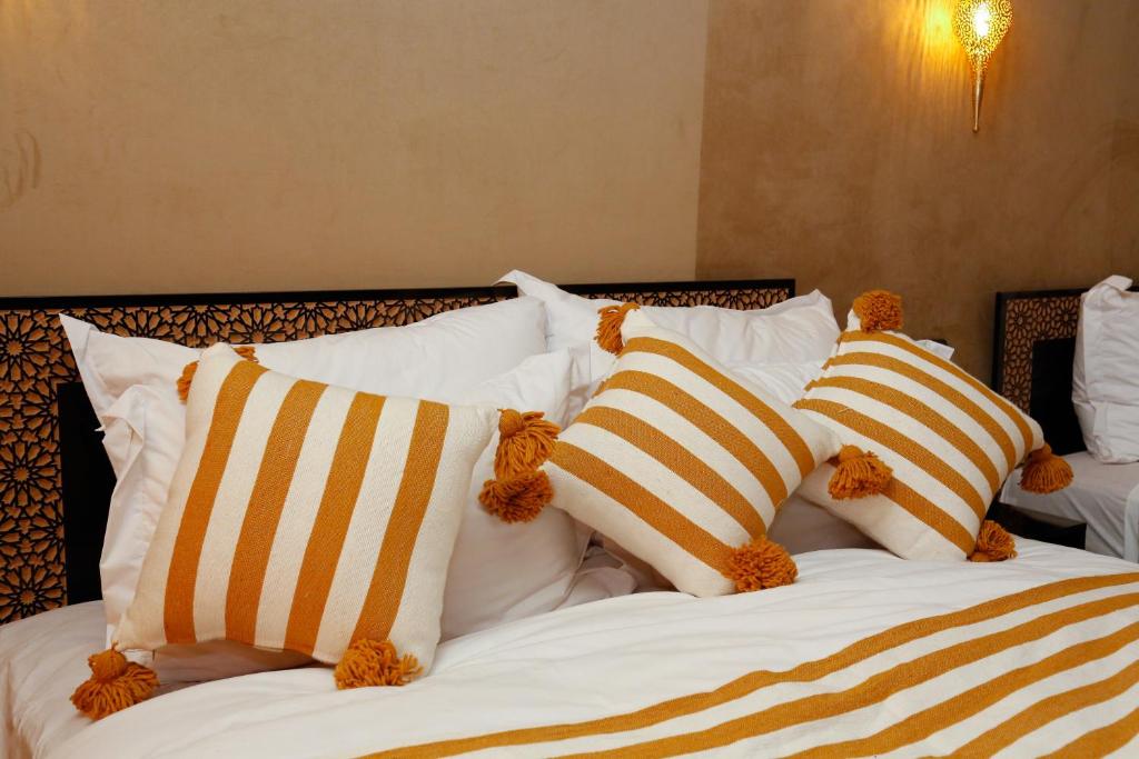 Postel nebo postele na pokoji v ubytování Luxury berber style