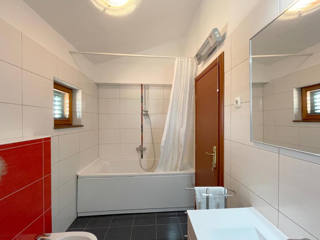 Koupelna v ubytování Apartment Villa Slavija