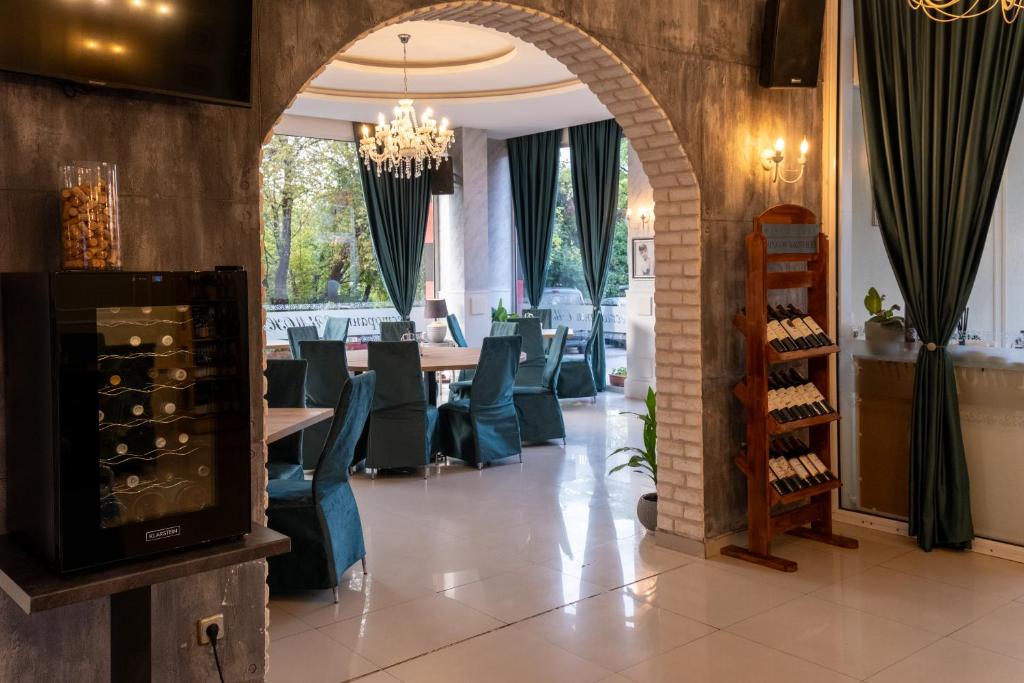 A seating area at Art Hotel Simona