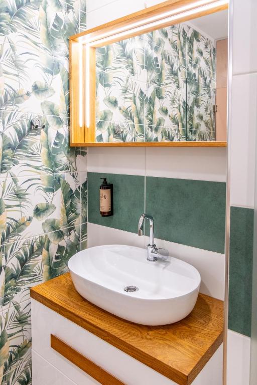 A bathroom at Art Hotel Simona