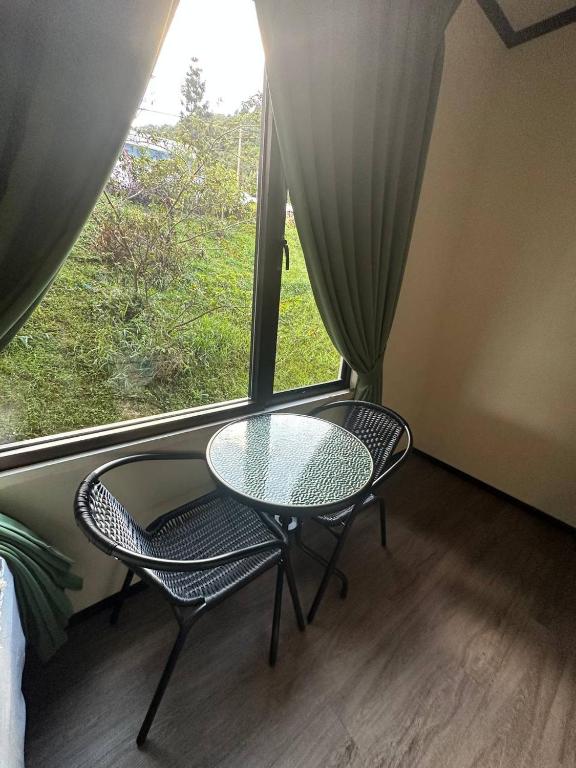 Balkón nebo terasa v ubytování GEORGE ADVENTURE BASE BUNDU TUHAN