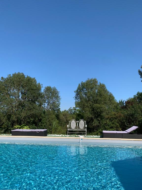 MAISON BEAUMONT - Double Room With Private Bathroom