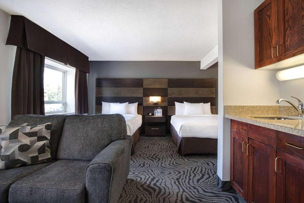 Days Inn by Wyndham Calgary South - Resim 13