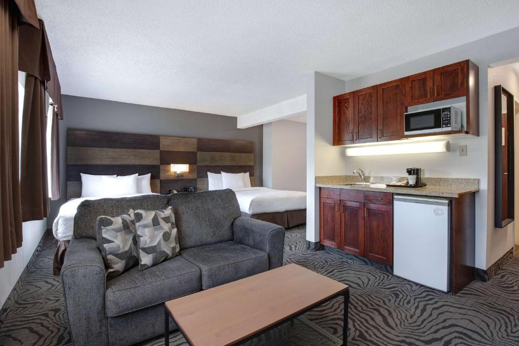 Days Inn by Wyndham Calgary South - Resim 34