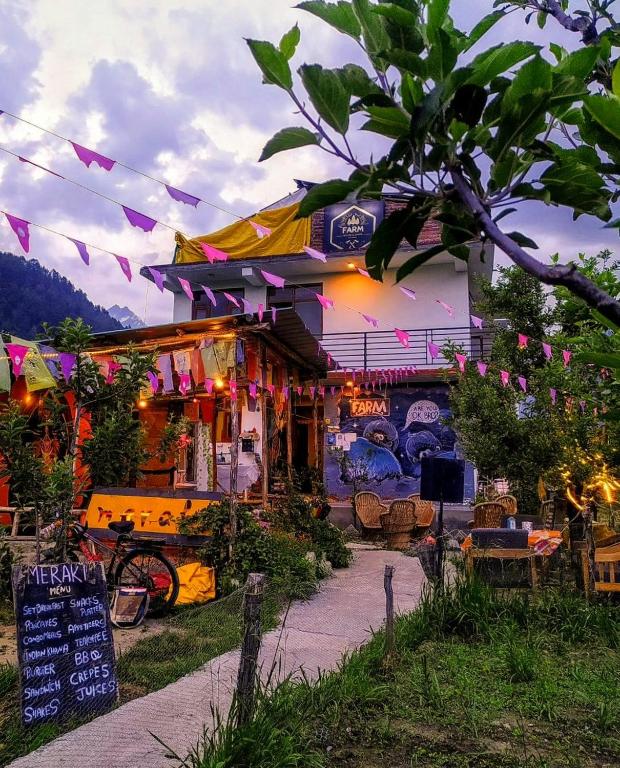 Zahrada ubytování Farm Hostel & Camps