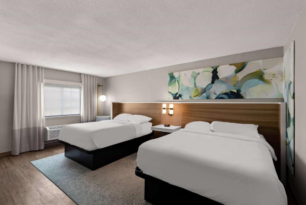 Wyndham Garden Ankeny - Queen Room With Two Queen Beds - Non-Smoking