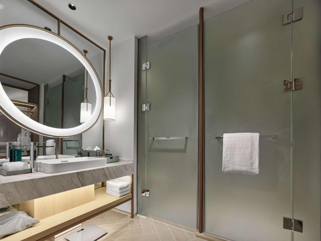 Koupelna v ubytování Doubletree By Hilton Nanning Wuxiang