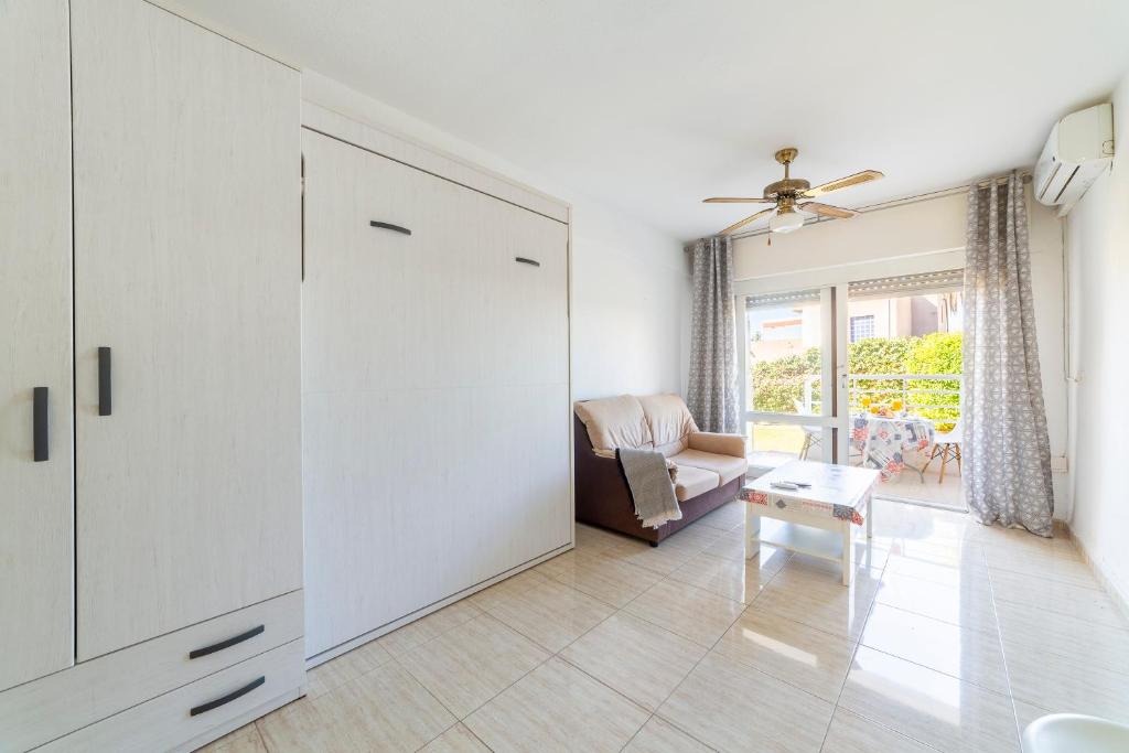 A seating area at Gaviotas 4