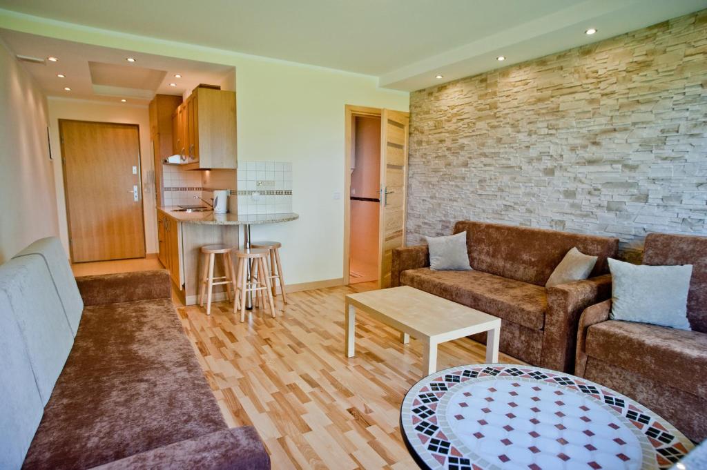 Posedenie v ubytovaní Apartamenty Toporowa Cyrhla