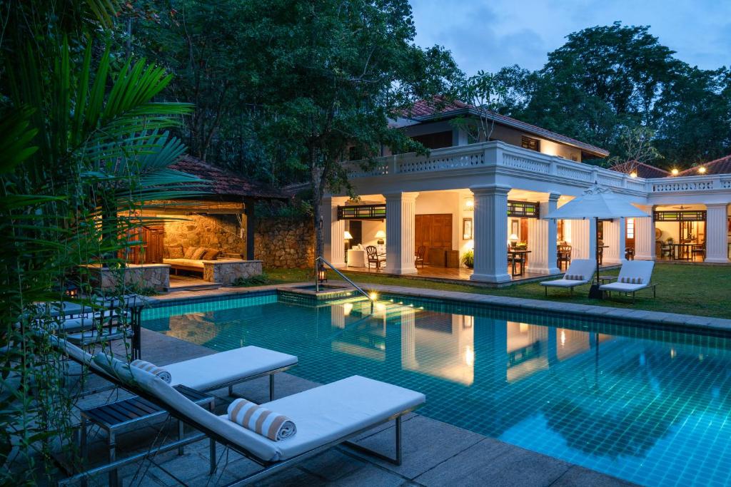 Bazén v ubytování Taru Villas Kandy nebo v jeho okolí