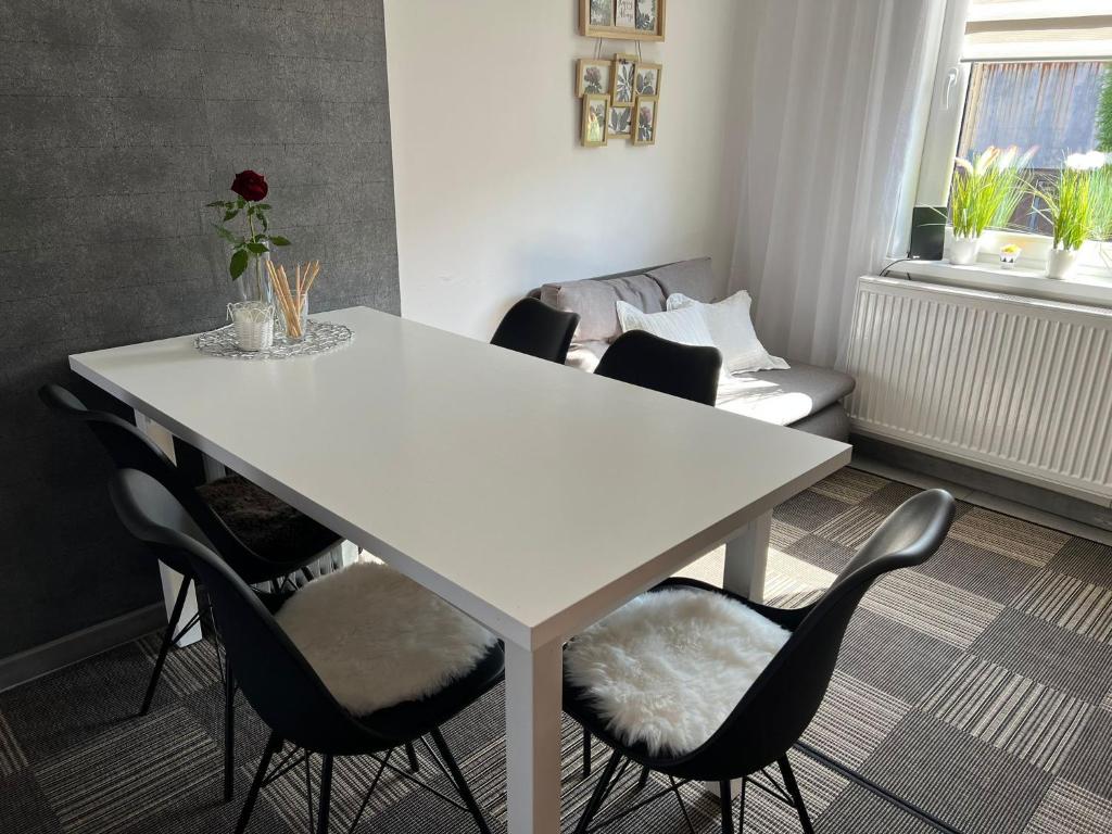 Posedenie v ubytovaní Apartament 4 plus 1 w Karkonoszach