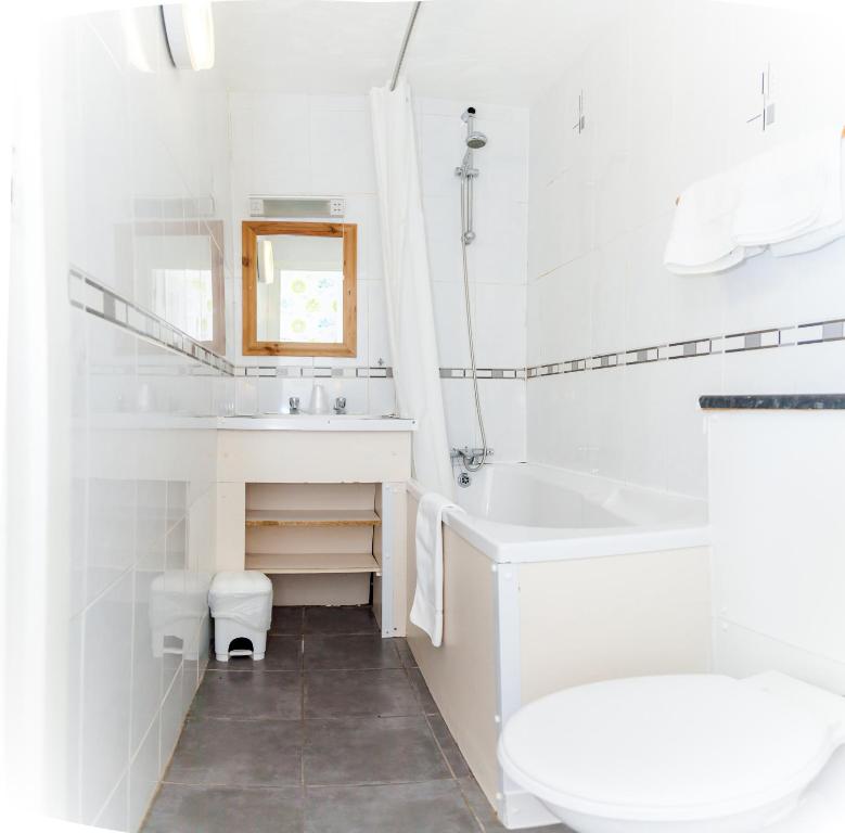 The Lawton - Resim 21