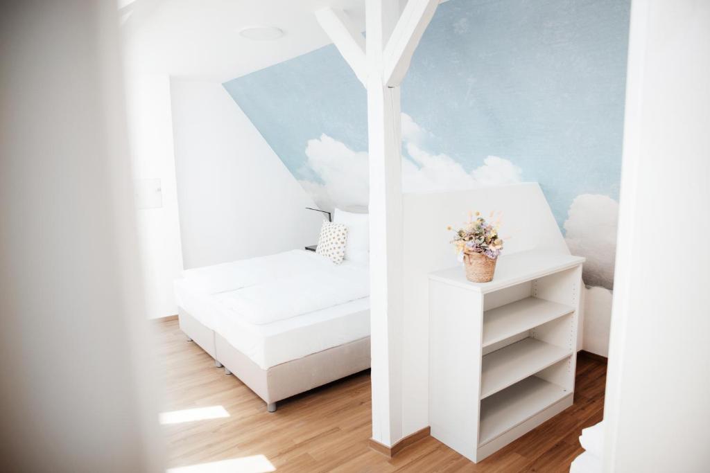 House of Blooms - 19