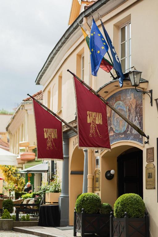 Budova, kde se hotel nachází